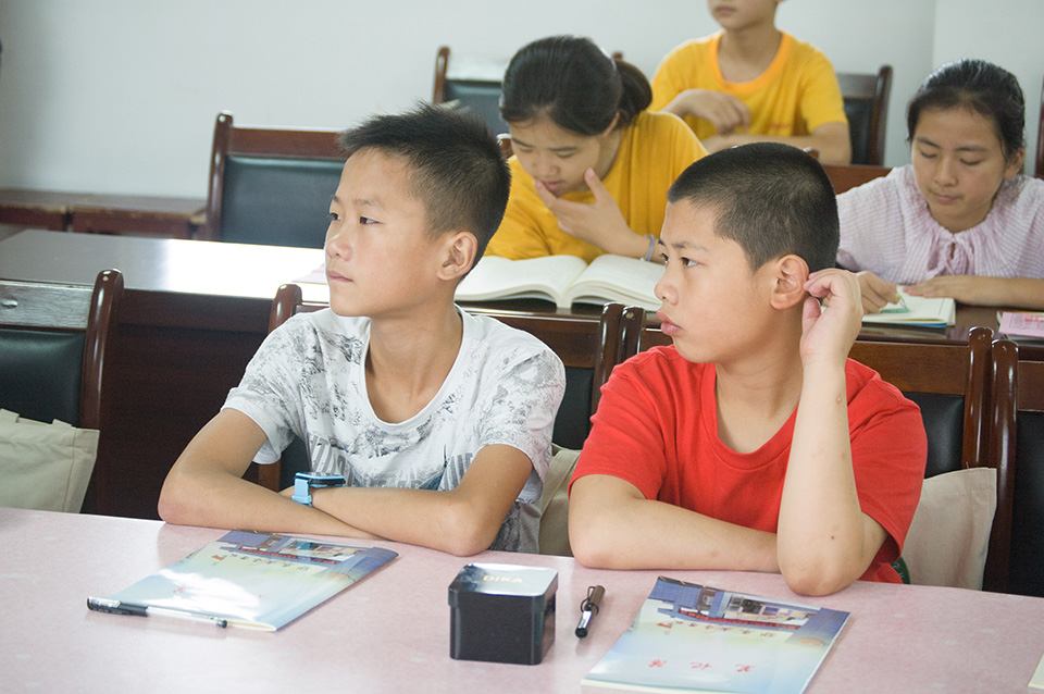 ���|Ů�ӌW(xu��)У