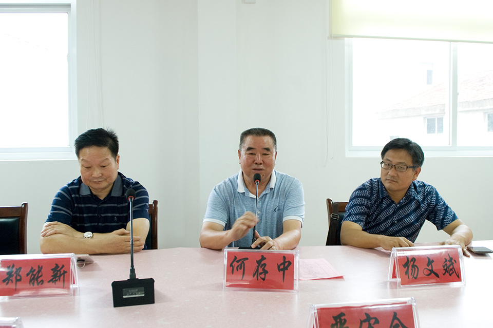 ���|Ů�ӌW(xu��)У