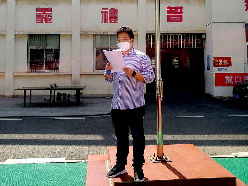 ���|Ů�ӌWУ