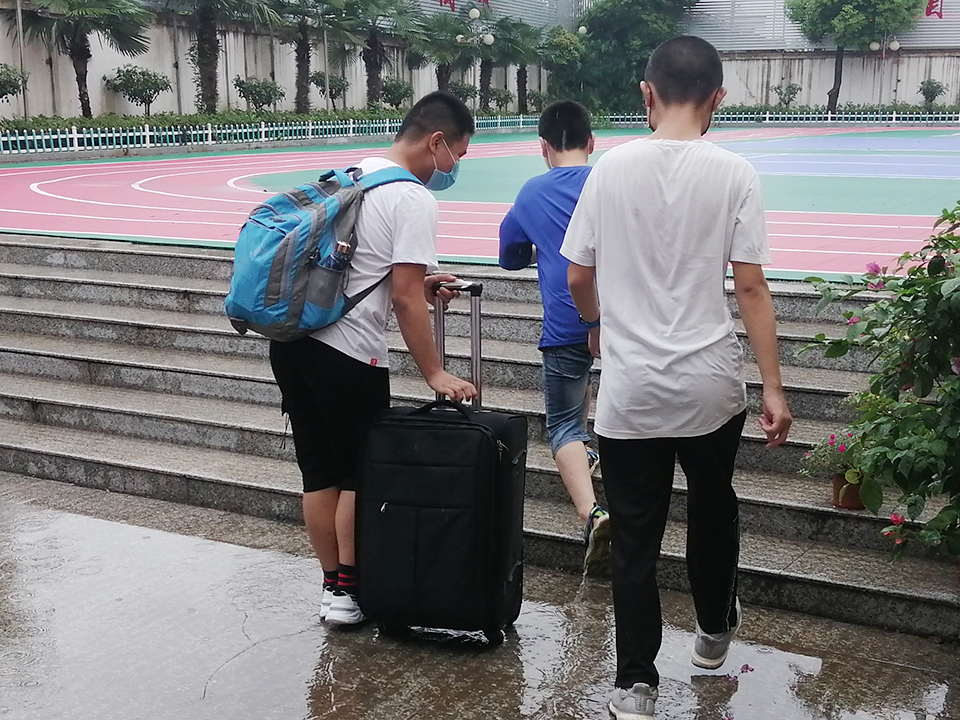 ���|Ů�ӌW(xu��)У