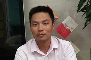 ���ν̎� �S�Ŀ�