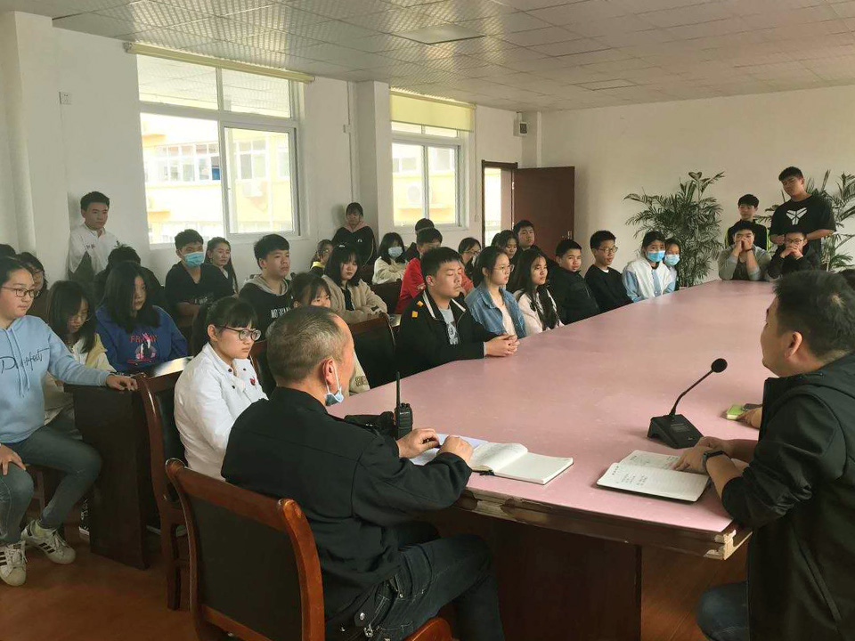 ���|Ů�ӌW(xu��)У