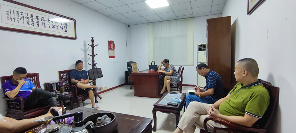 ���|Ů�ӌWУ